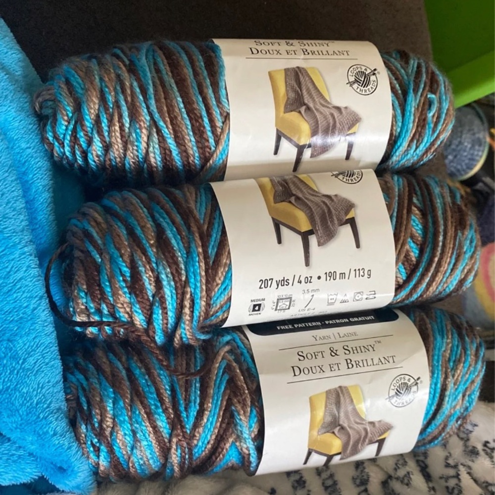 Lot of 3 skeins of yarn